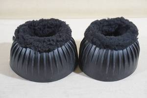lot 62 image: Professionals Choice Rubber Bell Boots with Liner