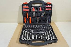 lot 107 image: Hand Tool Set in a Case