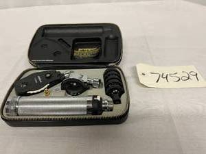 lot 19 image: Propper Mirolux Otoscope set in zippered pouch. Excellent Condition. Like New.