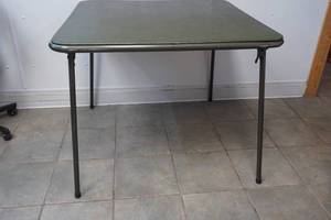 folding card table