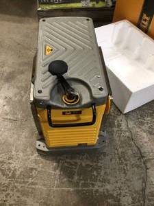15 Amp Corded 12-12 in. Planer by DEWALT In Working Condition No Blade Customer Returns See Pictures