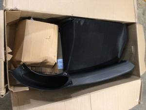 Original Equipment 30 in. Double Bagger for Cub Cadet, Troy-Bilt and Craftsman Rear Engine Lawn Mowers (2013 and After) by MTD Genuine Factory Parts Customer Returns See Pictures