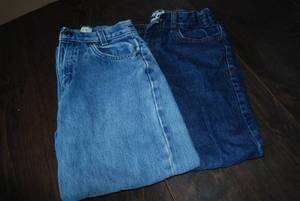 2 Boys size 10 jeans 1 huskie Cat &...