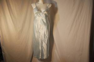 Gilligan OMalley Size Large...
