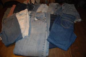 Huge lot of jeans and skirts, not p...