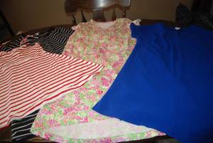 4 size large dresses...