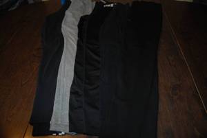5 pair active wear, size XS...