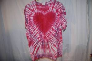 Adult size Large tye dye with a hea...
