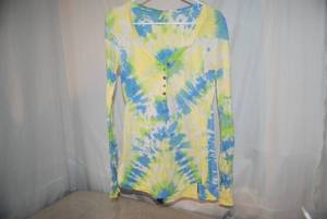 Ladies size Medium long sleeve tye ...