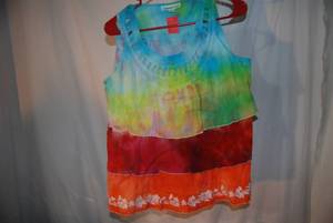 size PL tye dye tank top...