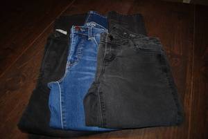 3 size 4 inseam 26...