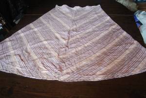 size 2224 ladies skirt...