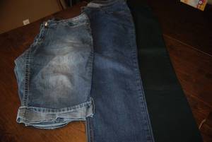 3 capris size 20...