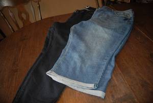 1 capri and 1 shorts size 26...