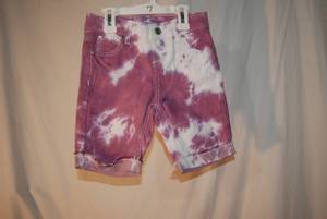 girls size 7 tye dye shorts...