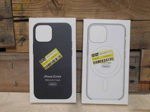 lot 3 image: Apple - (2-Pack) iPhone 13 mini Clear Case with MagSafe - Clear & Midnight
