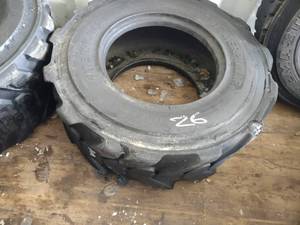 Retread Caterpillar 12-16.5 Tire...