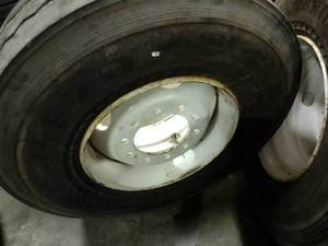 (2) Bridgestone 42565R22.5 Tires o...
