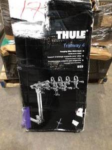 lot 3 image: Thule Trailway 4-Bike Hitch Vehicle Rack Customer Returns See the pictures