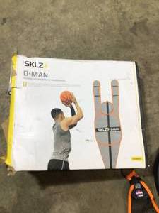 lot 11 image: SKLZ D-Man Defensive Mannequin Customer Returns see the pictures