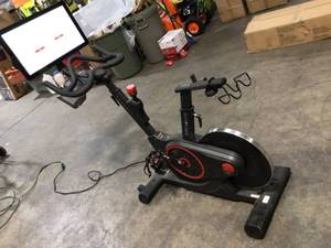 lot 24 image: Echelon Connect EX5s with 21.5-Inch HD   customer&nbspReturns see the Pictures