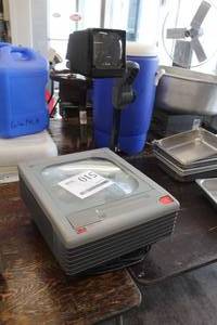 lot 510 image: 3M 9100 Overhead Projector