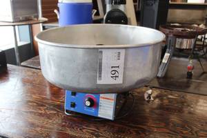 lot 491 image: Gold Medal 3017-00-000 Econo Floss Cotton Candy Machine
