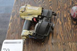 lot 70 image: Pneumatic Coil Roofing Nailer
