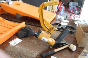 lot 59 image: Bostitch M III Pneumatic Floor Stapler with Hammer