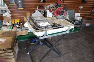 lot 48 image: MK Diamond Tile Cutter 7 Blade, Table
