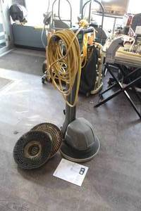 lot 94 image: NoblesTennant 17 Floor Scrubber with (2) Heads