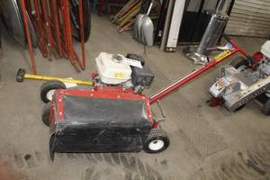lot 16 image: Brown F-781H Bed Edger Trencher