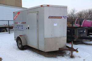 lot 3 image: 2014 Diamond Cargo 10 Single Axle Enclosed Trailer