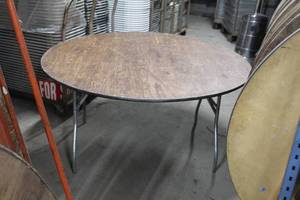 lot 1453 image: Wood TopMetal Frame 5 Round Folding Banquet Table