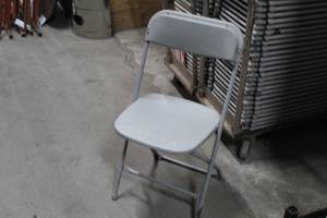 lot 1477 image: Lot of (10) MetalPlastic Folding Banquet Chairs