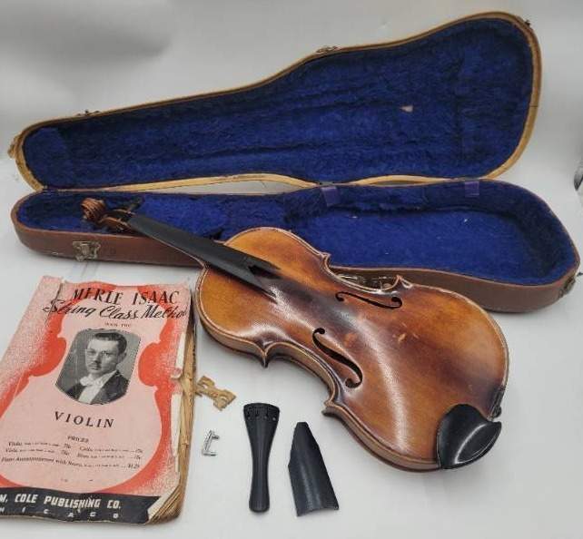 Stradivarius violin case clearance
