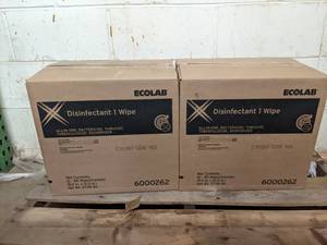 lot 60 image: 24 85 Eco Lab Disinfectant Wipe Canisters