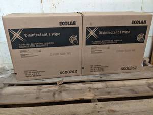 lot 66 image: 24 85 Eco Lab Disinfectant Wipe Canisters