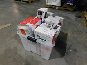 lot 39 image: Assorted lot of Thermostats & Digital Locks.