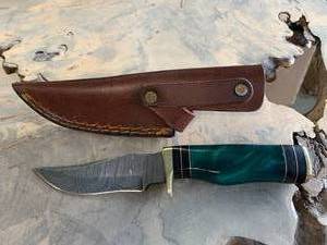 Custom 8 Damascus Knife with Hand Stitched Leather Sheath