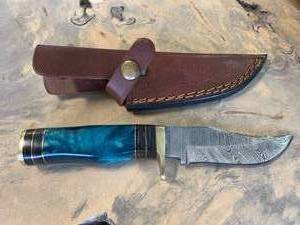 Custom 8 Damascus Knife with Hand Stitched Leather Sheath