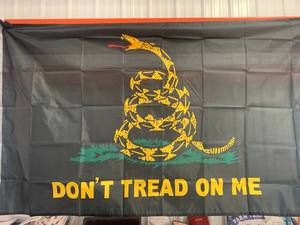 Dont Tread on Me Flag (approx 3 x 5)