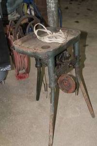 lot 743 image: Champion Blower Grinder