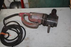 lot 746 image: Power Constructor