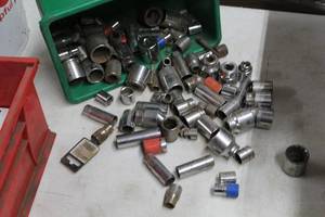 lot 765 image: Lot of  Sockets