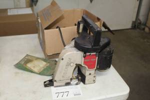 lot 777 image: Fishbein ECR Bag Closer, (4) Extra Thread Spools