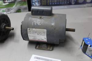 lot 807 image: MagneTek Century AC Motor