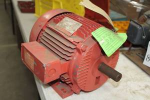 lot 813 image: General Electric 5K1SEAL10488 Induction Motor 3-Phase