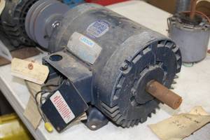 lot 815 image: Leeson C182T17DB1A Electric Motor