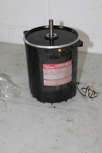 lot 820 image: Dayton 6K865A Split-Phase Oil-Burner Motor (New )